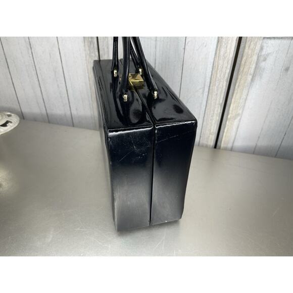 Vintage Black Patent Leather Structured Handbag Box Satchel With Lock 60s 50s - Picture 2 of 9